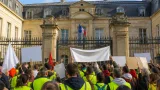 À Saint‑Brieuc, une centaine de salariés de l’énergie protestent contre la remise en cause de leurs acquis