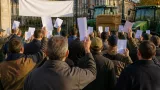 À Tulle, une trentaine d'agriculteurs déposent leur CV pour dénoncer l'inaction face à la crise