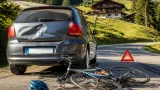 Collision entre un cycliste professionnel et Christian Estrosi lors d'une descente à Megève
