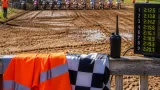 En Vendée, Roselyne Guyon, première femme directrice de course, impose sa place dans le motocross