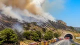 Incendie proche de Pégairolles‑de‑l’Escalette : 200 hectares brûlés, autoroute temporairement coupée
