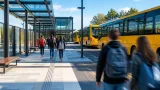 La Roche-sur-Yon : la gare routière scolaire de la rue Ramon modernisée pour accueillir 3 000 élèves par jour