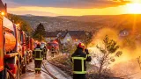 Plusieurs feux de végétation mobilisent pompiers en Corrèze et Haute‑Vienne, six maisons évacuées près de Brive