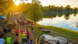 Poitiers : 1 688 coureurs et cyclistes participent au défi interentreprises au lac de Saint-Cyr