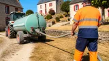 Sécheresse en Corrèze : à Davignac, l'eau livrée chaque jour par tracteur pour alimenter les hameaux