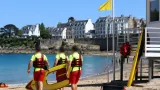 Une septuagénaire sauvée de la noyade sur la plage du Casino à Saint‑Quay‑Portrieux