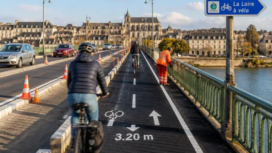 Blois : 330 000 € pour sécuriser la traversée cyclable du pont François-Mitterrand