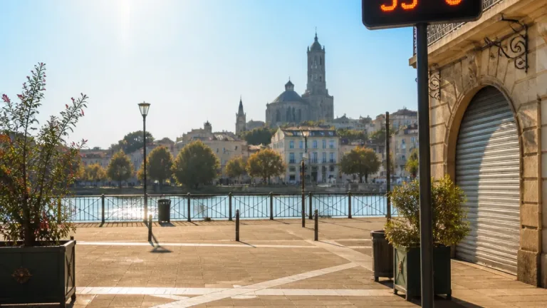 Agen confrontée à des températures attendues jusqu’à 39 °C lors d’un épisode exceptionnel en septembre