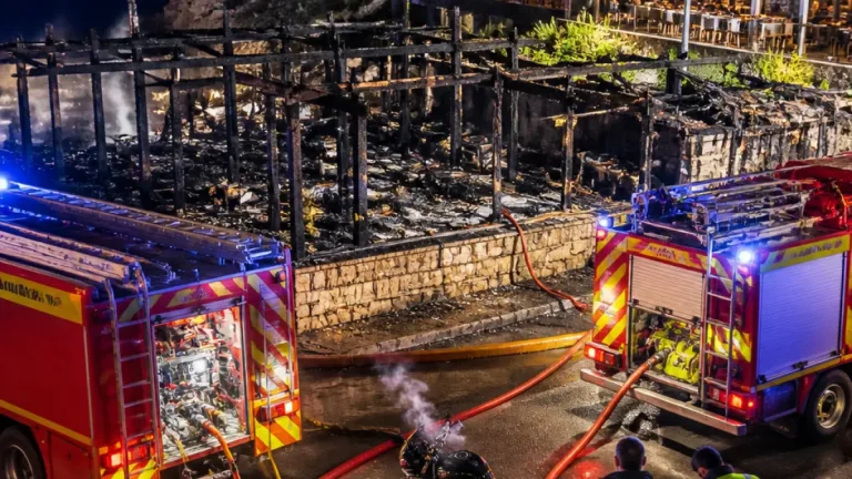 Ajaccio : la paillote Le Week‑End ravagée par un incendie, enquête pour acte criminel