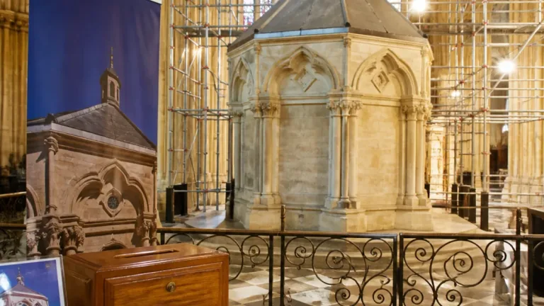 Châlons-en-Champagne : lancement d’un appel aux dons pour le baptistère de la cathédrale Saint-Étienne