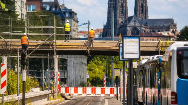Clermont‑Ferrand : la ligne A du tram à l'arrêt du 10 au 23 août, bus de substitution mis en place