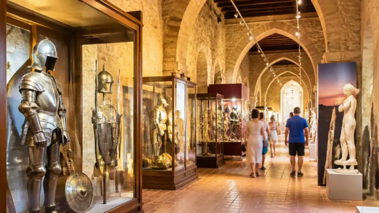 Foix : le château déploie « Héros & Héroïnes », une exposition jusqu’au 1er novembre