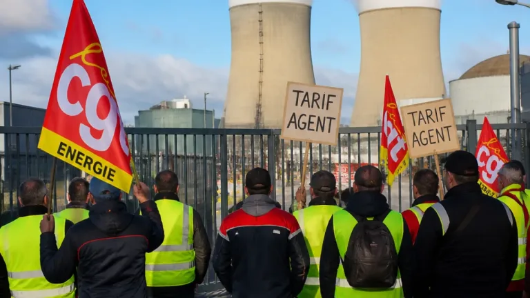 Grève des agents de l’énergie : mobilisation en Drôme-Ardèche contre la remise en cause du « tarif agent »
