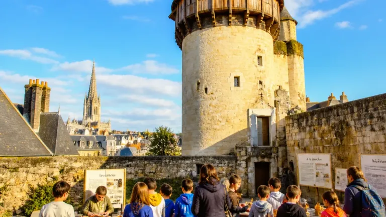 Le Donjon de Rouen réaménagé : la tour médiévale rouvre « pour toucher à tout »