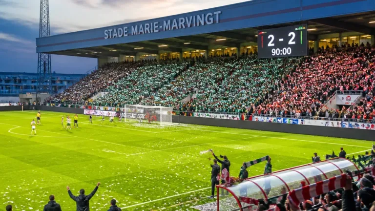 Le Mans accroche Brest (2-2) pour son retour en Ligue 1 au stade Marie-Marvingt