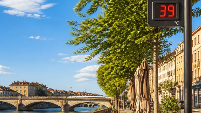 Mâcon : vigilance chaleur — jusqu’à 39 °C attendus vendredi 14 août
