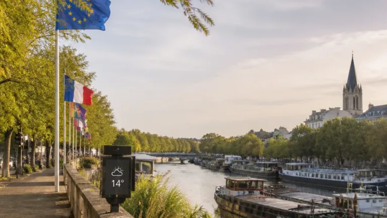 Melun : ciel voilé le matin, chaleur modérée et vent sensible dimanche 23 août