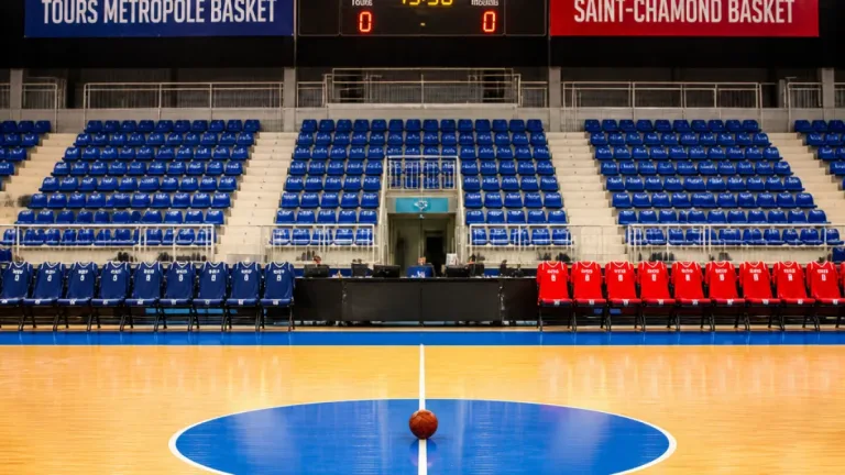 Tours : Joué-lès-Tours reçoit Etival pour l'entrée en lice en Pro A dames