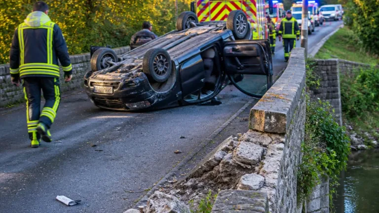 Un véhicule fait un tonneau sur le pont d’Haironville, le conducteur indemne