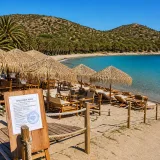 Προσωρινή διαταγή επιτρέπει σε επιχείρηση τη χρήση τμήματος αιγιαλού στο Βάι κατά την εκδίκαση της υπόθεσης