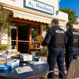 Συλλήψεις στον Άγιο Νικόλαο για ανήλικους με καπνικά προϊόντα και πλαστή ταυτότητα