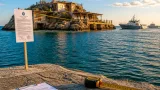 Ίος: Διαταγή κατεδάφισης και πρόστιμα για το ιδιωτικό «νησί» Διακοφτό