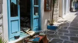 Νάξος: Βανδάλισαν το βιβλιοπωλείο «Captain Book» στην Απείρανθο — αντιδράσεις της τοπικής κοινότητας