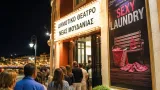 Νέα Μουδανιά: Ο «Sexy Laundry» με Παπαδόπουλο–Λουιζίδου επισκέπτεται την πόλη