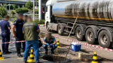 Παράνομη απόρριψη βιομηχανικών αποβλήτων στο Αιγάλεω: τρεις συλλήψεις και ανησυχία για τη ρύπανση