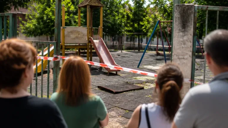 Αγανάκτηση για τον εγκαταλελειμμένο «Αρίωνα» στο Μαρούσι — ερώτηση στη Βουλή για ασφάλεια παιδιών