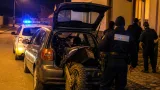 Autót és motort találtak a csomagtartóban — egy férfit elfogtak, társát még keresik Galgamácsán