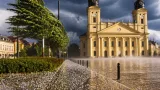 Hidegfront érkezik Hajdú-Biharba: zivatarok, viharos északnyugati szél és helyenként jégeső várható