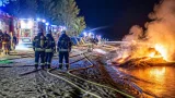 Kiterjedt tűz pusztított a Dráva-parton – helyiek szándékos gyújtogatást sejtettek Donji Miholjacnál