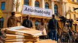 Közérdekű adatigénylés: vita és vádak a Pécsi Nemzeti Színház körül