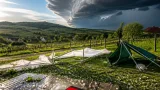Második zivatarhullám érkezik: heves széllökésekre, jégesőre és intenzív csapadékra figyelmeztetnek