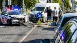 Rendőrautó ütközött Székesfehérváron a 62-es főút és a Mártírok útja kereszteződésében