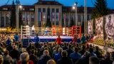 Salgótarján Fő terén rendezett gála: Kovács Kokó nyitotta a XII. Botos Boksz Gálát