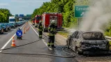 Siófoknál kigyulladt egy autó az M7-esen — torlódás és sávlezárás a Budapest felé vezető oldalon