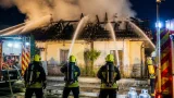 Villanyóra gyulladt meg Sopronnémetiben, teljesen kiégett a ház tetőszerkezete