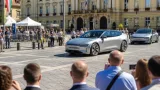 Zalaegerszeg belvárosában mutatták be az önvezető Zeekr robotaxikat