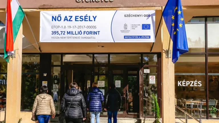 Gyöngyös: több mint 101 millió forint támogatás a Bugát Pál Kórháznak a női munkaerő felzárkóztatására
