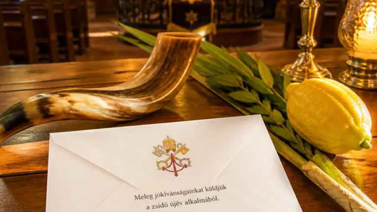 Pápa: XIV. Leó pápától jókívánságok a zsidó újév, jom kippur és szukkót alkalmából