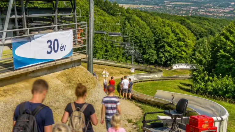 Soproni bobpálya: 30 év a Bécsi-domb szórakozásában és helyi közösségében