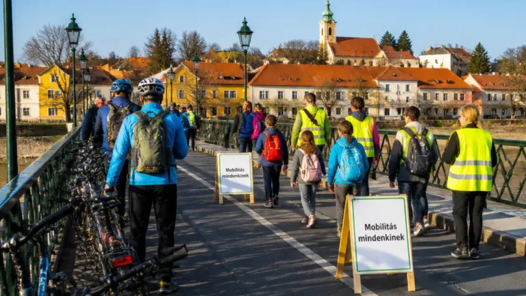 Szentendre átalakította a reggeli utakat: gyalogosok, biciklisek és közösségek a középpontban