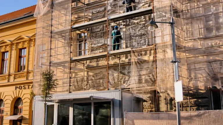 Zalaegerszeg belvárosában két 19. századi bankfiók műszaki és esztétikai megújulása kezdődik