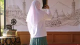 Peraih Radar Jember Awards 2026, Putri Jember Khilma Anis Bawa Suara Pesantren ke Kancah Sastra
