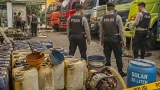 Polda Banten Tangkap Dua Tersangka Penimbun Solar Subsidi di Serang