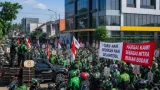 Ratusan Pengemudi Geruduk Kantor Maxim di Palembang, Tuntut Perbaikan Layanan dan Kebijakan