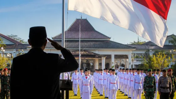 Gubernur Andra Soni Kukuhkan 50 Anggota Paskibraka Banten untuk HUT ke-81 RI