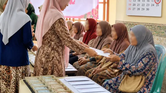 PDA ‘Aisyiyah Kudus Tasyarufkan Santunan untuk 432 Lansia Dhuafa